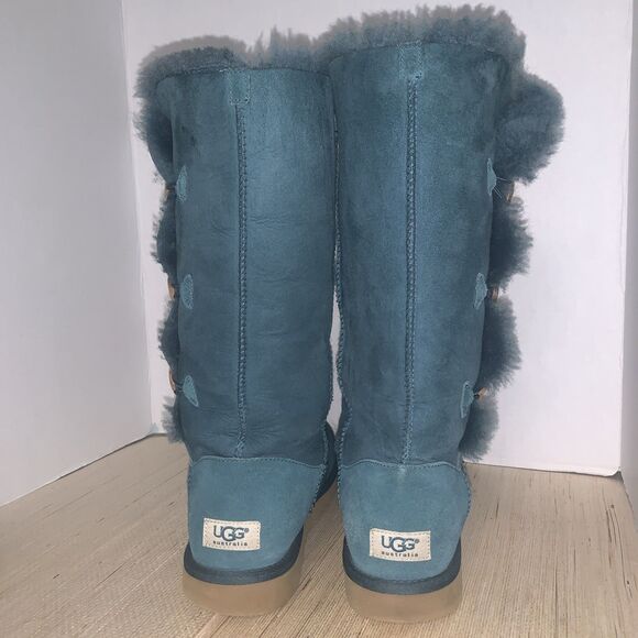 UGG Australia Bailey Button Triplets Womens 10 Teal Green Sheepskin Leather Tall - Picture 4 of 15